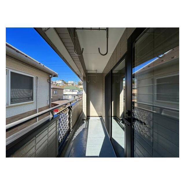 バルコニーは南側にあり日当たり良好