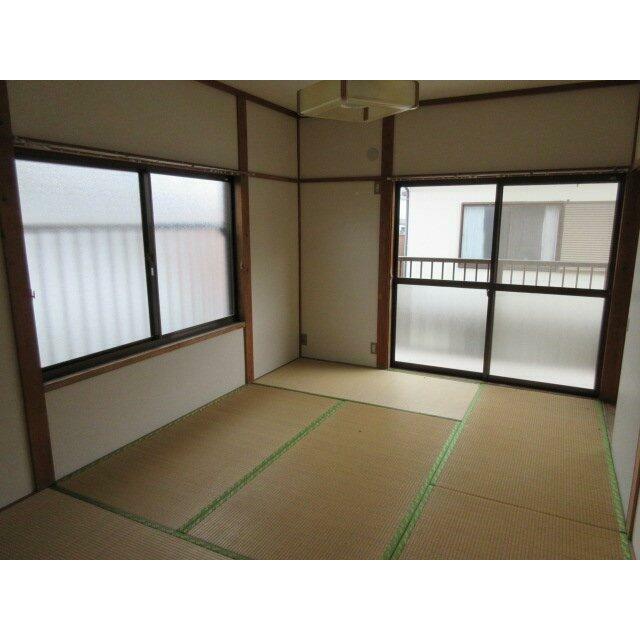 detached 伊吹町北通