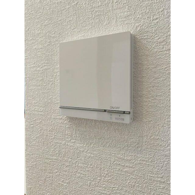 床暖房スイッチ冬に助かります。