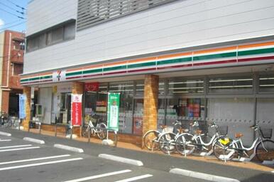 セブンイレブン　川崎馬絹西店