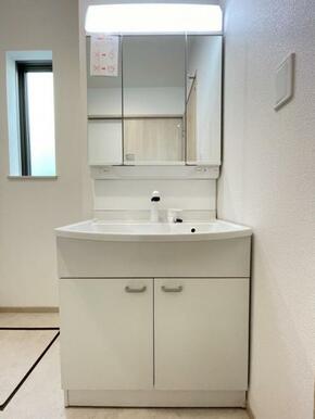 水が流れやすく汚れがたまりにくい設計でお手入れもらくらくです！