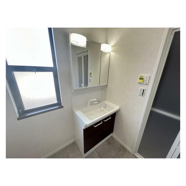 洗面台交換済み