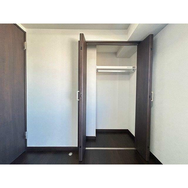 洋室３．９帖　収納