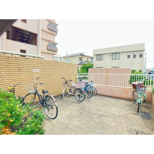 「駐輪場」