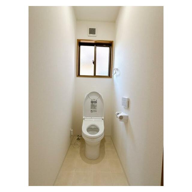 二階トイレの様子です