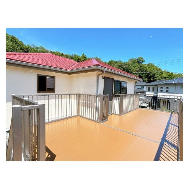 ウッドデッキの二階部分の様子です