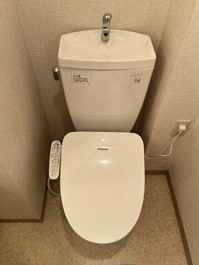 清潔感のあるトイレです