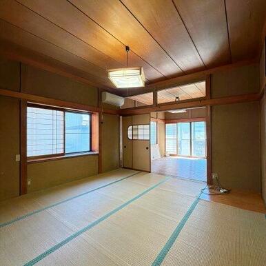 1階の8帖和室はリビングとしてご利用いただけます！