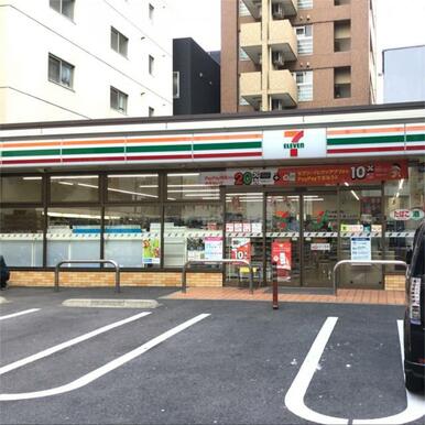 セブンイレブン　名古屋新栄１瓦町店