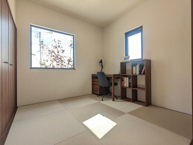 物件画像 飯塚市 若菜 2階建 4SLDK