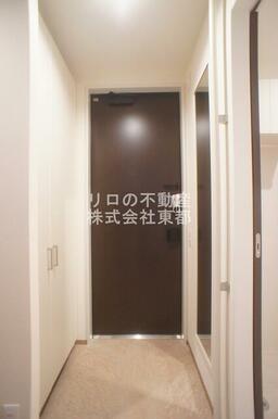 すっきりシンプルな玄関スペースです！