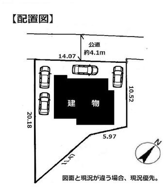 ■配置図　駐車場４台可能土地広々約６０坪以上有！