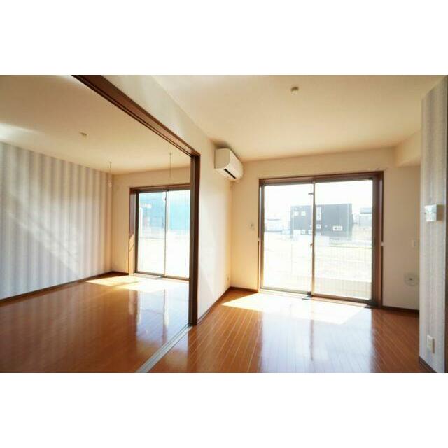 【６．４帖ＤＫ】シャルムみのりＣIIIへようこそ！！エアコンが付いておりますので、入居初日から快適…