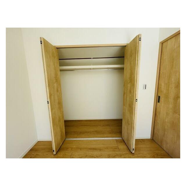 洋室3クローゼット