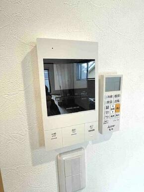 モニター付インターホン完備
