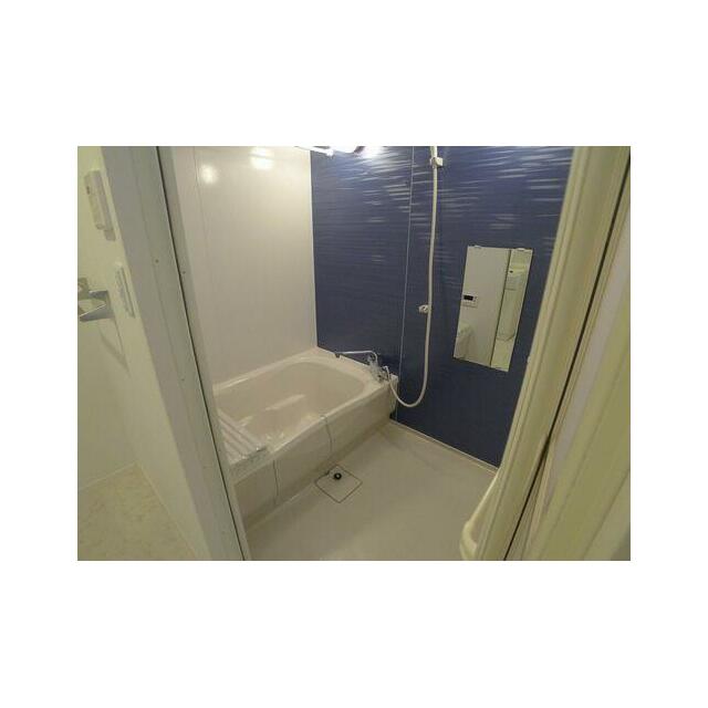 【浴室】沸し直しができ経済的な追焚機能だけでなく、衣類乾燥や冬に浴室内を暖めてから入浴が出来る暖房…