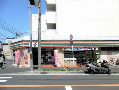 セブンイレブン横浜上野町店