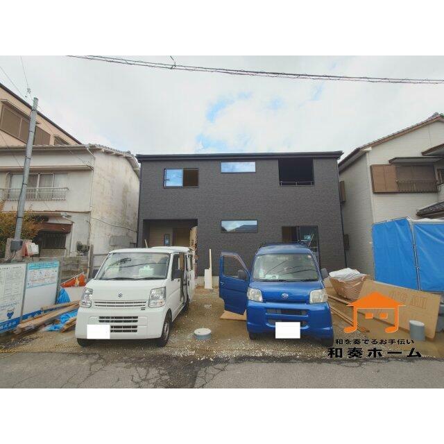 シンプルでも「締まって見える」「スタイリッシュ」に感じられる黒い外壁のお家です！