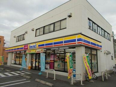 ミニストップ　富士錦町店まで600m