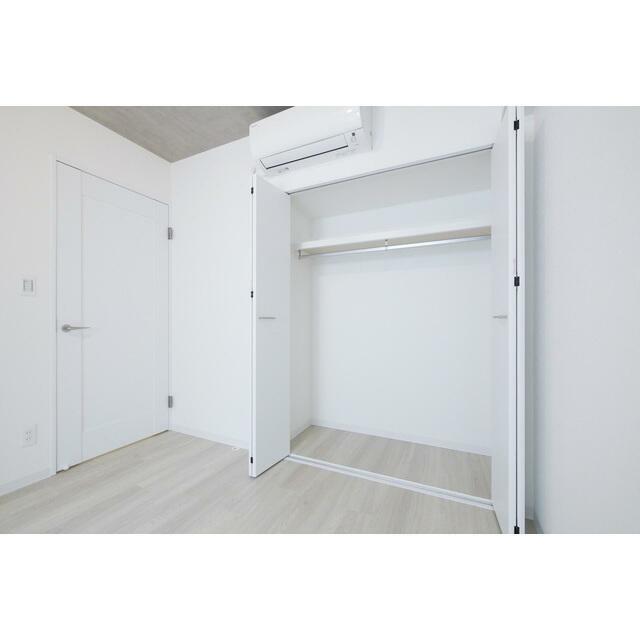 洋室5.6収納