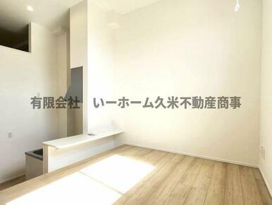 内装は落ち着いています