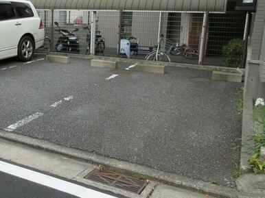駐車場　※実際の使用状況とは異なります(現況優先