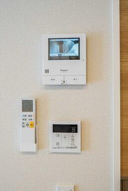 モニタ付ドアホン