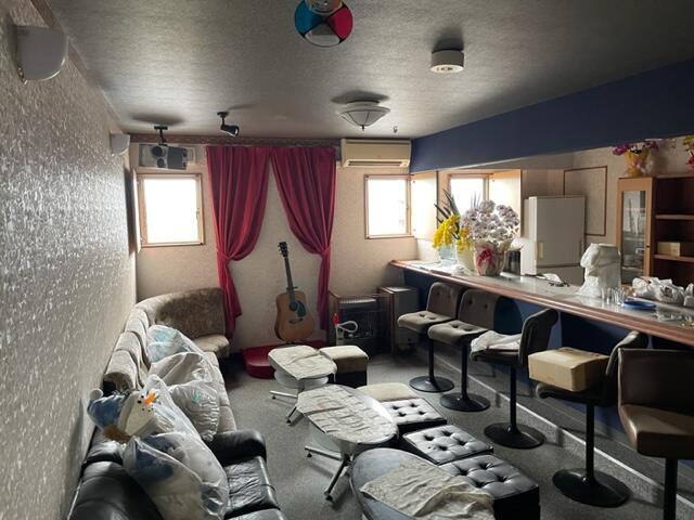 commercial 字鳥小屋