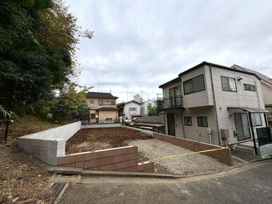 現地外観写真（2025.11月撮影）