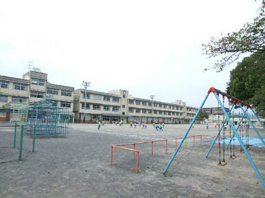 静岡市立横内小学校