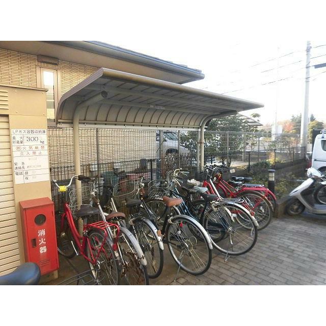 屋根付き駐輪場
