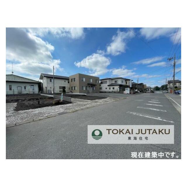 北側約10M幅員の公道。車の出し入れもスムーズに行えますね＾＾