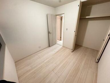 リビングと洋室の使い分けで生活にメリハリを（1号棟）