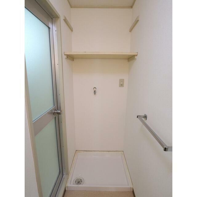 室内洗濯機置場です！