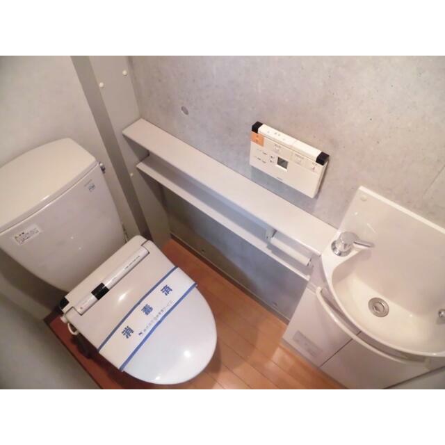 温水洗浄便座トイレ