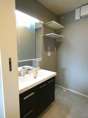 嬉しい幅広タイプの洗面台です！