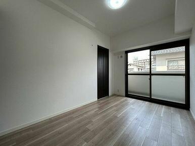 洋室約５．３帖