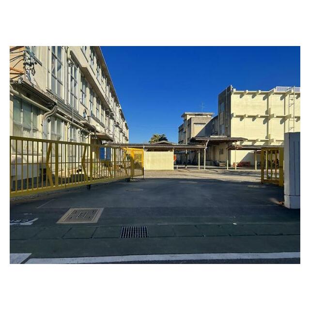 千代田小学校まで約４００ｍです