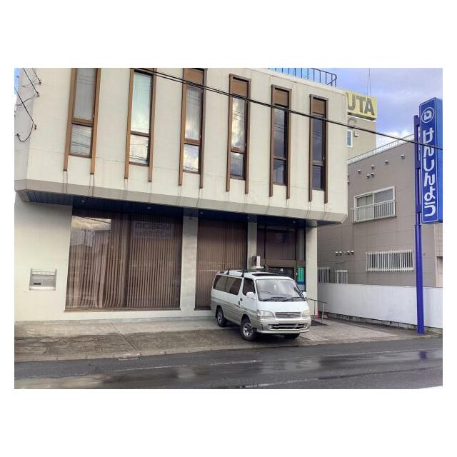 青森県信用組合旭町支店まで徒歩6分（約450ｍ）