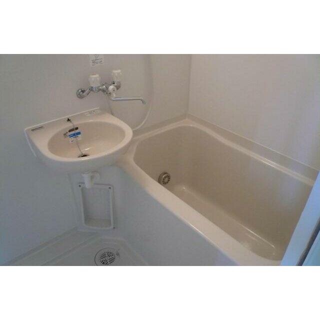 バス・トイレ別