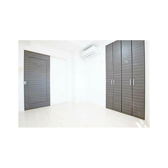 洋室 5.5帖 収納あり！