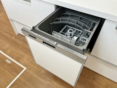 「キッチン」便利な食器洗浄乾燥機がございます。