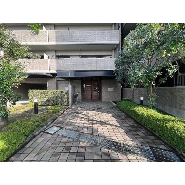 エントランスアプローチ