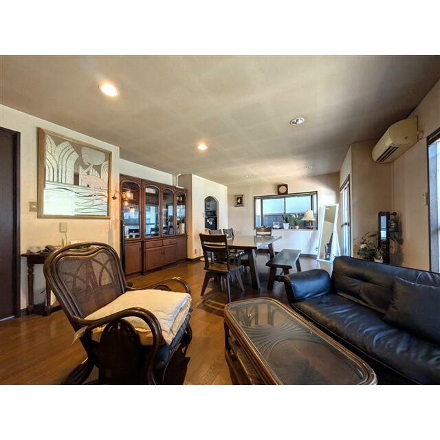 リビングダイニング