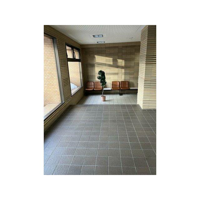 エントランスホール