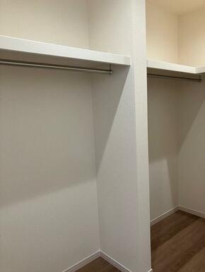 普段着もお気に入りの1着もここに収納！（1号棟）