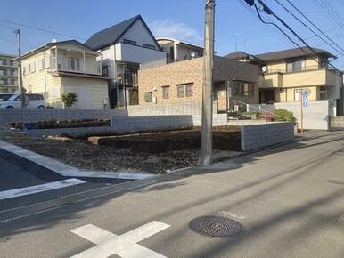 日を重ねるごとにこの佇まいに愛着が湧いてきそう（2号棟）