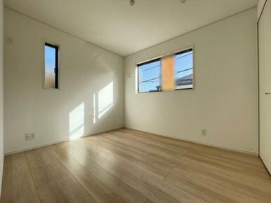 各部屋にクローゼットが付いているので整理整頓も安心＾＾