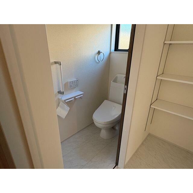 立ち座りの足腰にかかる負担にも配慮あり（3号棟）