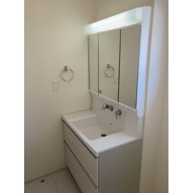 洗面台で帰宅後のリセットタイム（3号棟）